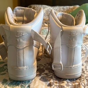 Nike Air Forces high top women’s